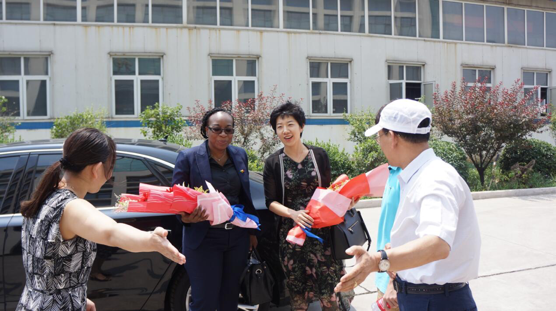 Commercial Counselor of Benin and Abu Banzuo and Overseas Cooperation Committee Leaders Visit Yushen Group